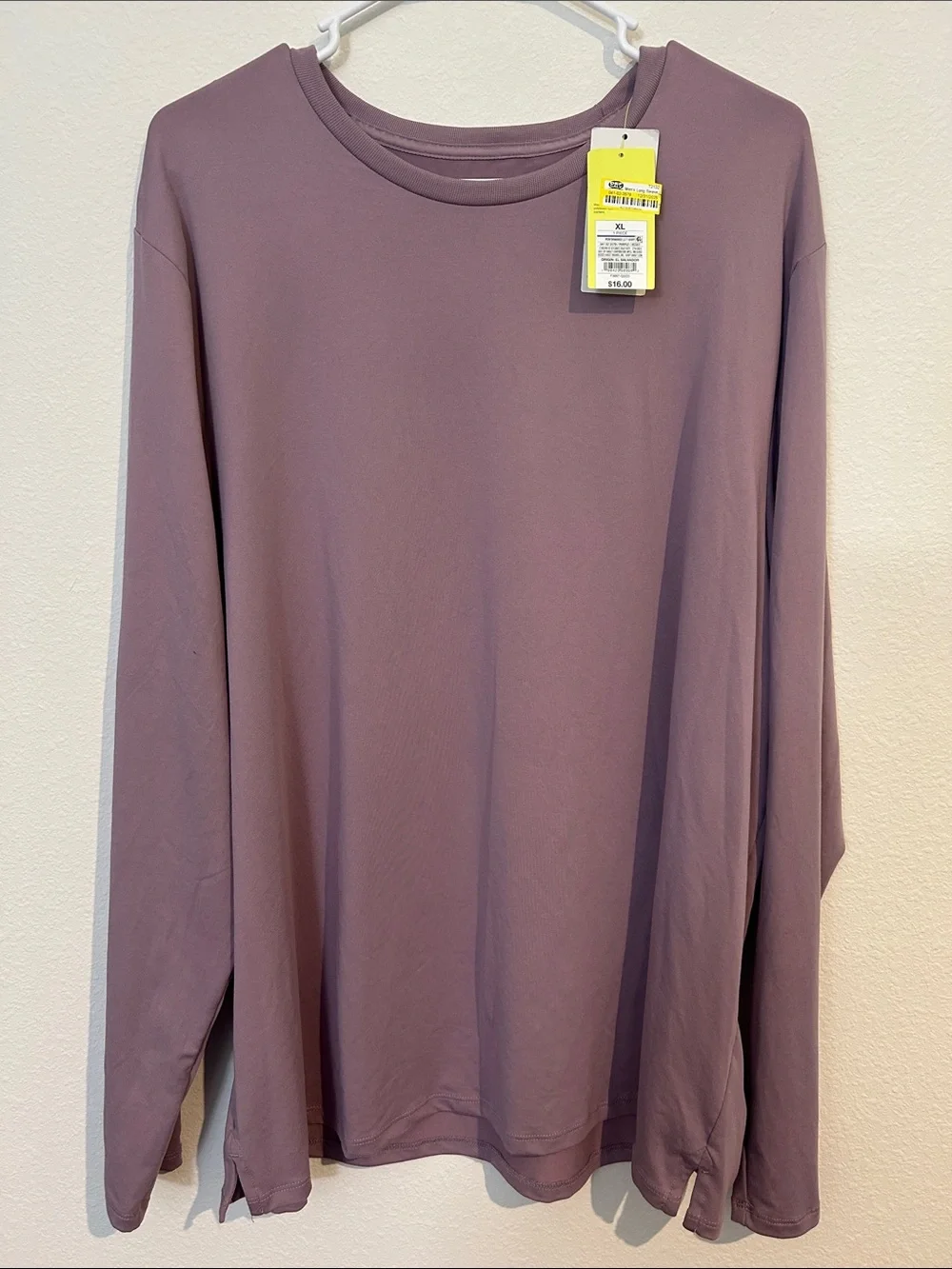 all in motion Men's Long Sleeve Crewneck in Mauve